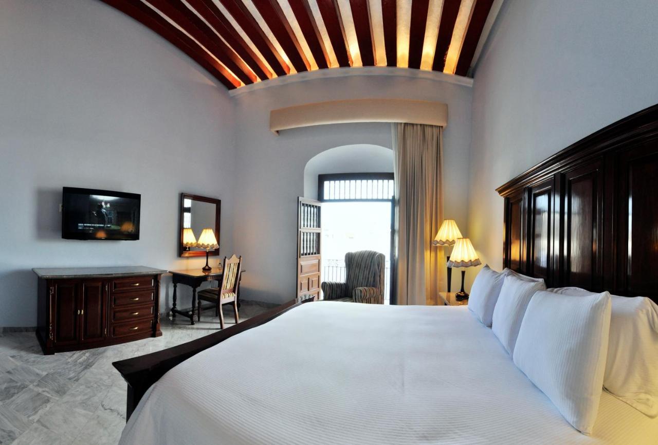 Hotel Lopez Кампече Екстериор снимка