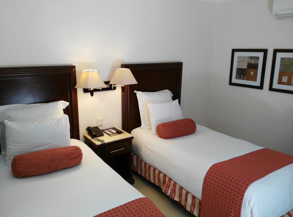 Hotel Lopez Кампече Екстериор снимка